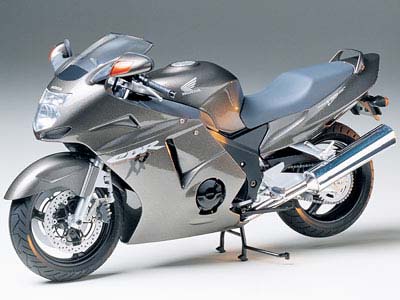 1/12 ホンダ CBR1100XX スーパーブラックバード: スケールモデル