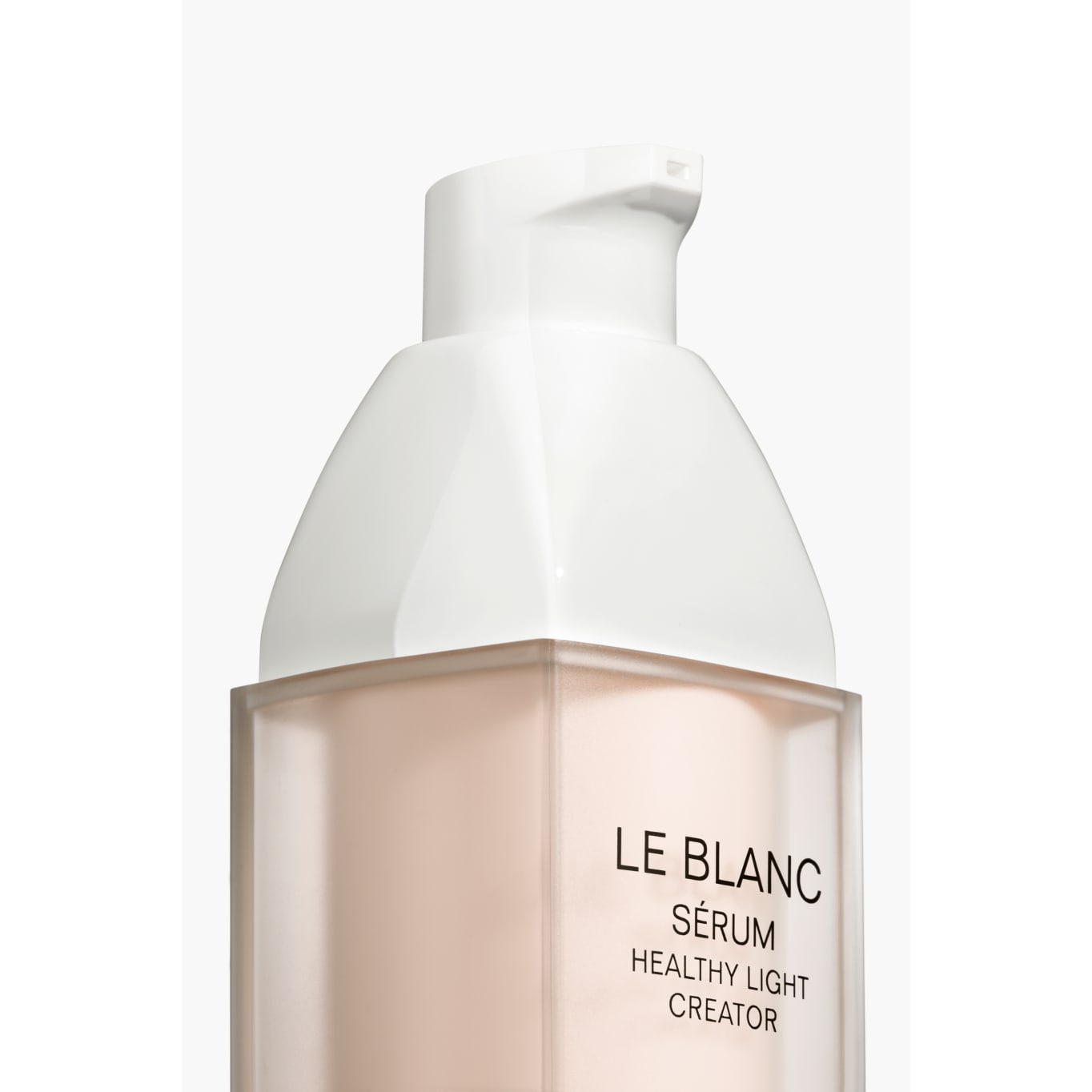 ル ブラン セラム HLCS 美容液 | CHANEL シャネル