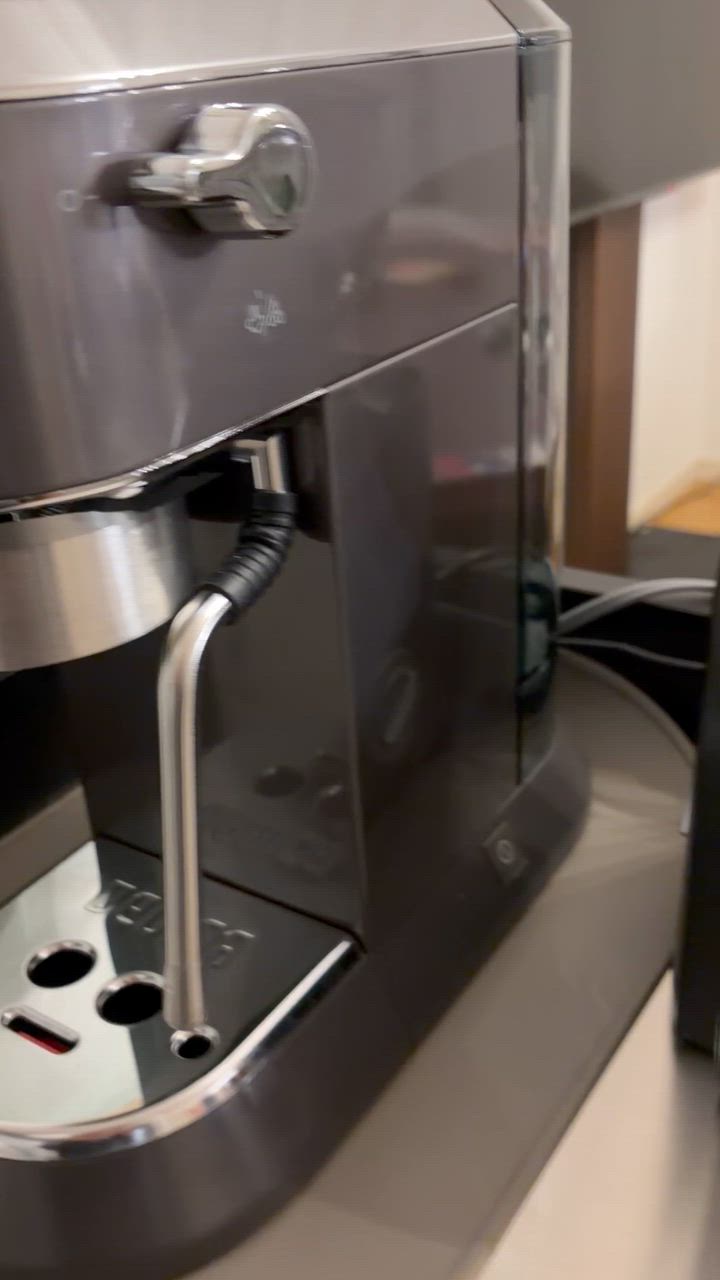 デロンギ（DeLonghi） エスプレッソ・カプチーノメーカー グレー