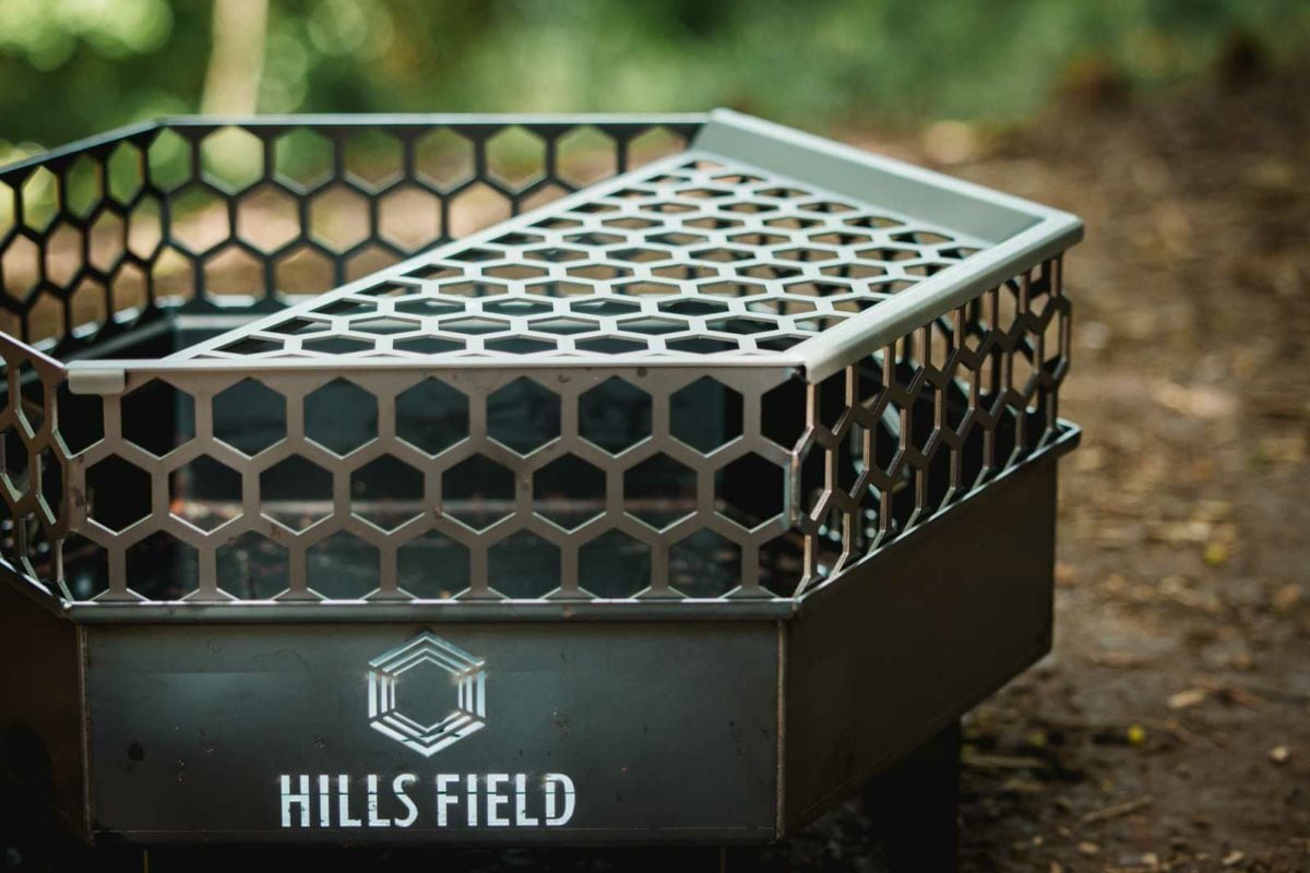 HILLS FIELD | Geek Field