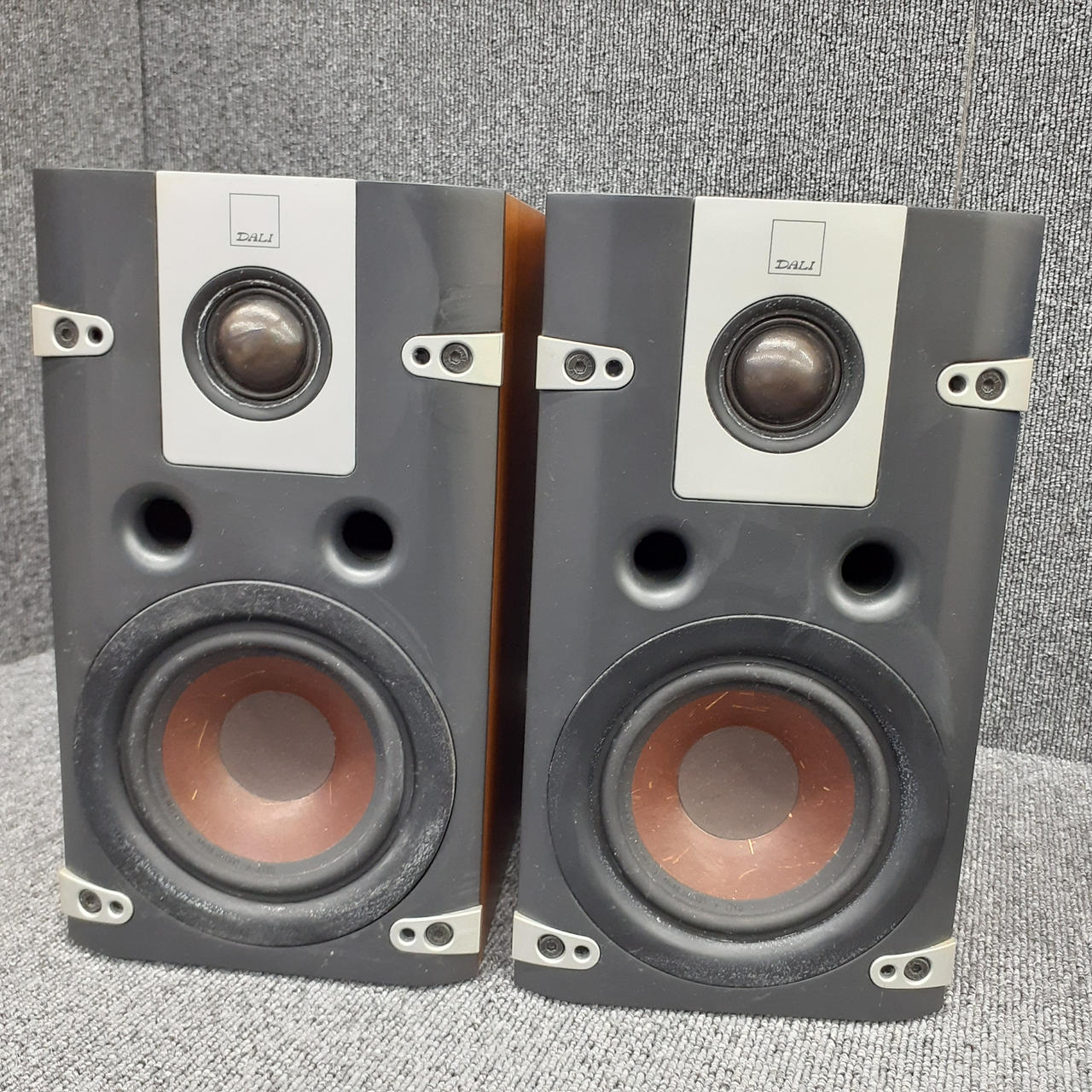 ダリ(DALI)|ブックシェルフスピーカー|【ハードオフ公式通販】オフ