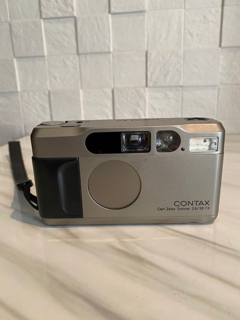 CONTAX T2 コンパクトフィルムカメラ CONTAX T2｜撮りたい瞬間を逃さず、一台で何でも撮れるカメラだった
