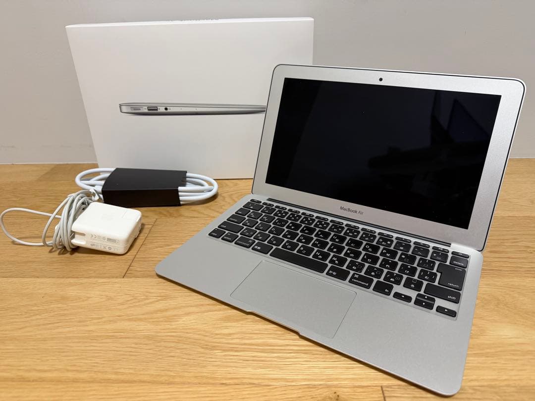 Apple MacBook Air 11.6インチ256GB A1465 MacBook Air Apple 11.6inch MJVP2J/A A1465 Early 2015 選べるOS