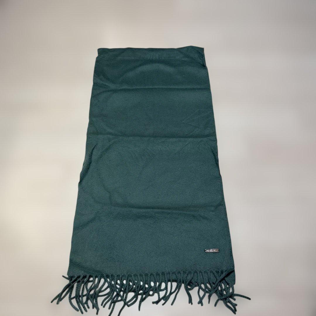 週末限定価格✨Loro Pianaダークグリーン マフラー ロロピアーナ Loro Piana カシミヤ100％ マフラー ロゴプレート